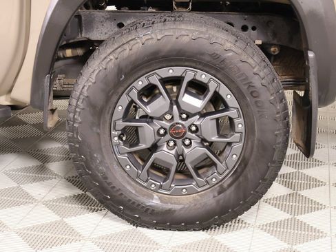 Used 2024 Nissan Frontier PRO-4X w/ Pro Premium Package image 21