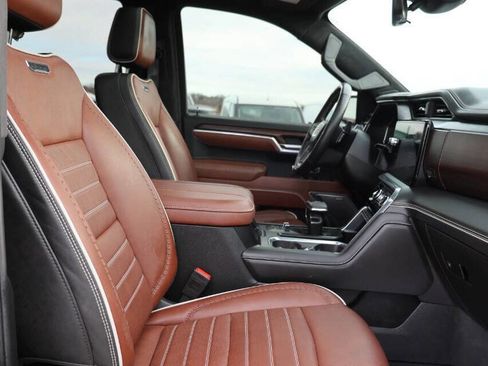 Used 2025 GMC Sierra 1500 Denali Ultimate image 15