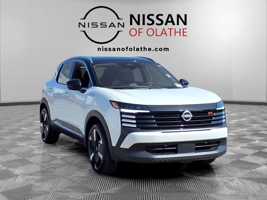 Used 2025 Nissan Kicks SR w/ SR Premium Package AWD/4WD image 30
