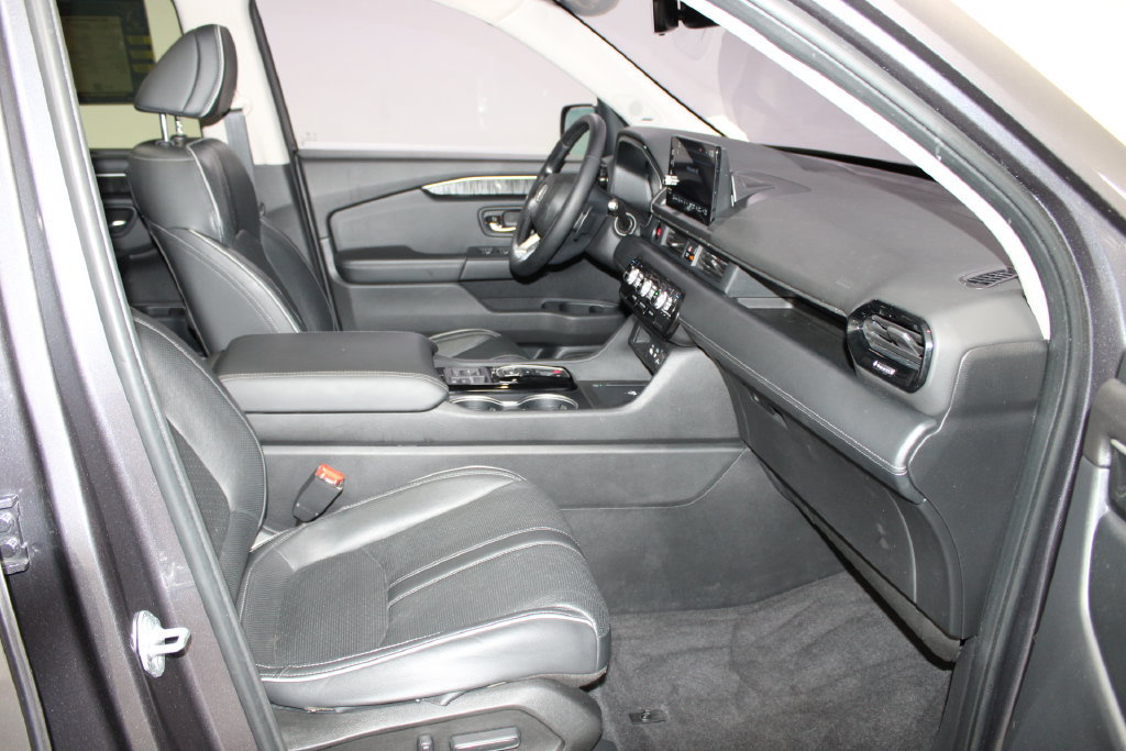 Used 2023 Honda Pilot Elite image 27