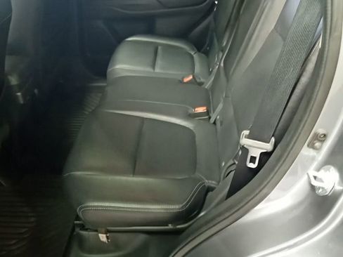 Used 2016 Mitsubishi Outlander SEL image 11