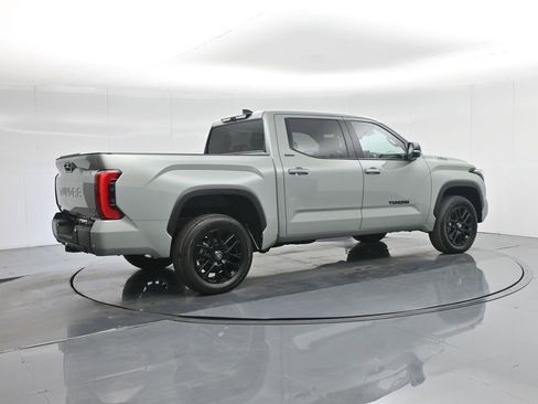 Used 2025 Toyota Tundra Limited image 33