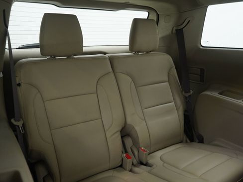 Used 2018 GMC Acadia Denali w/ Technology Package image 12