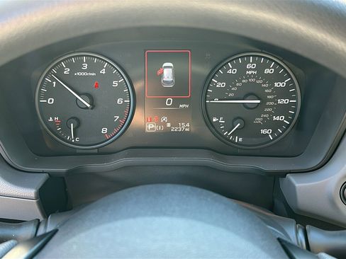 Certified 2025 Subaru Crosstrek 2.0i image 13