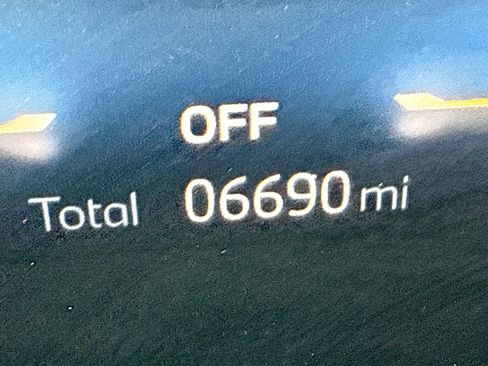 Used 2025 BMW X1 xDrive28i w/ Technology Package AWD/4WD image 41