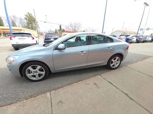 Used 2013 Volvo S60 T5 Premier image 4