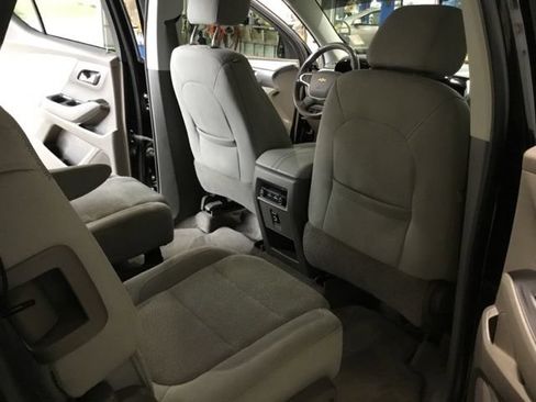 Used 2019 Chevrolet Traverse LT w/ LPO, Floor Liner Package AWD/4WD image 42