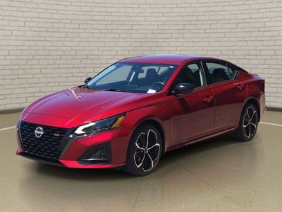 Used 2023 Nissan Altima 2.5 SR