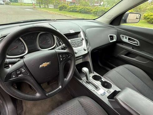 Used 2013 Chevrolet Equinox LS FWD image 16