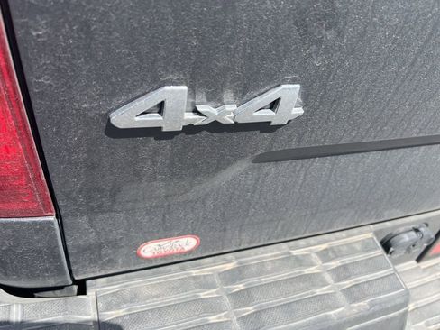 Used 2021 Toyota Tundra Platinum image 12