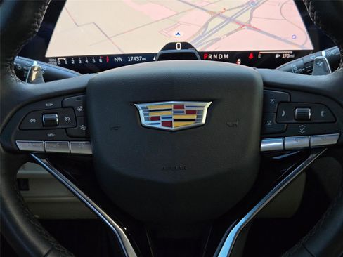 Used 2025 Cadillac CT5 Premium Luxury RWD image 17