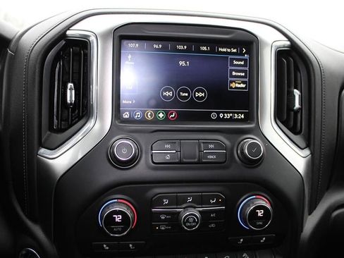 Used 2020 Chevrolet Silverado 1500 LT Trail Boss image 17