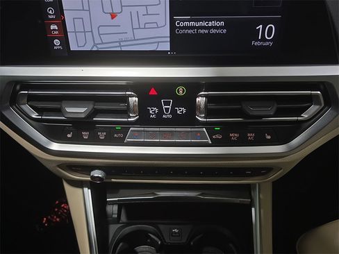 Certified 2022 BMW 330i Sedan w/ M Sport Package image 20