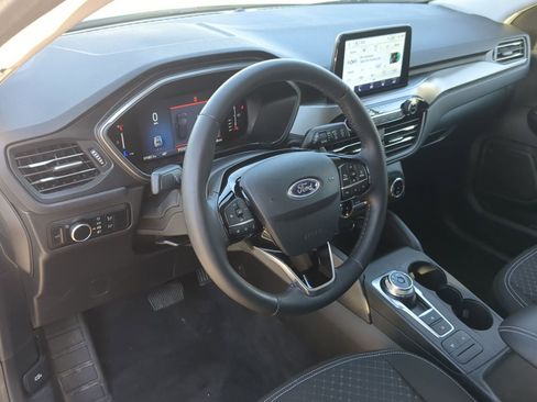 Used 2023 Ford Escape Active image 13