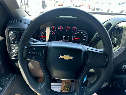 Used 2019 Chevrolet Silverado 1500 Custom w/ Custom Max Trailering Package image 13