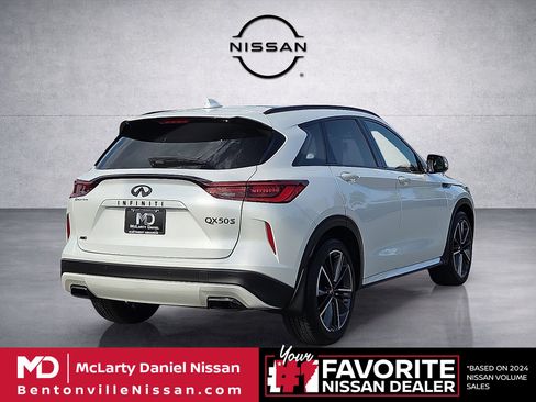 Used 2024 INFINITI QX50 Sport AWD/4WD image 5