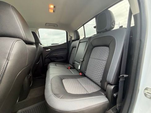 Used 2018 Chevrolet Colorado Z71 RWD image 13