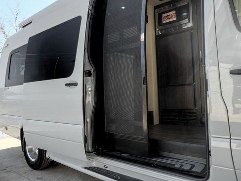 New 2024 Mercedes-Benz Sprinter 3500 image 19