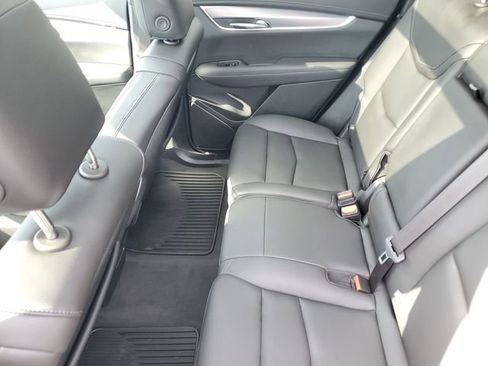 Certified 2024 Cadillac XT6 Luxury AWD/4WD image 32