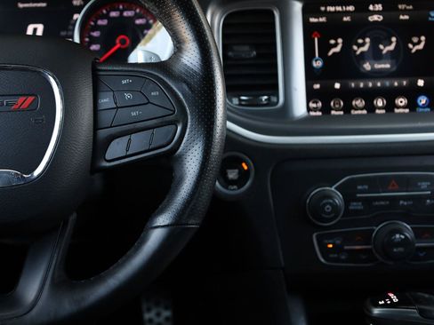 Used 2020 Dodge Charger Scat Pack RWD image 30