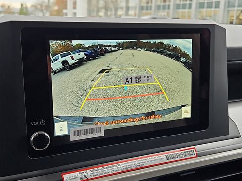 New 2025 Toyota Tacoma TRD Off-Road image 11