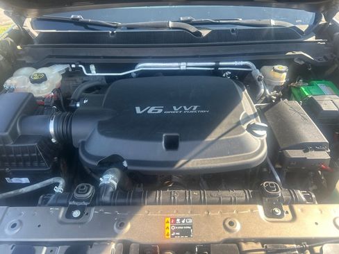 Used 2017 Chevrolet Colorado Z71 image 19