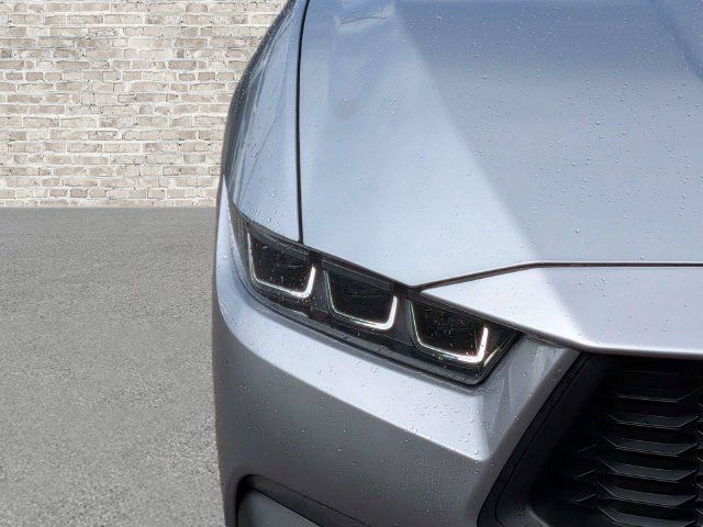 Used 2025 Ford Mustang Coupe RWD image 10