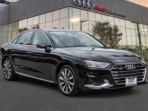 Used 2023 Audi A4 2.0T Premium w/ Convenience Package image 5