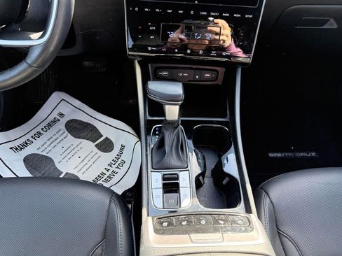 Used 2024 Hyundai Santa Cruz Limited image 25