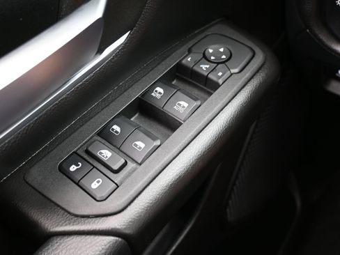 Used 2025 RAM 1500 Lone Star AWD/4WD image 25