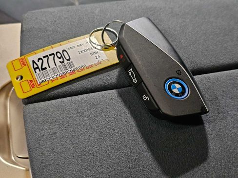 Certified 2024 BMW iX xDrive50 w/ Premium Package AWD/4WD image 36