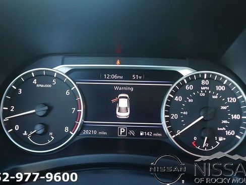 Used 2024 Nissan Sentra SV image 16