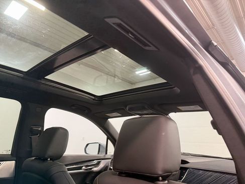 Used 2024 Cadillac XT6 Premium Luxury image 17