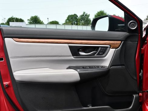Used 2021 Honda CR-V Touring image 15