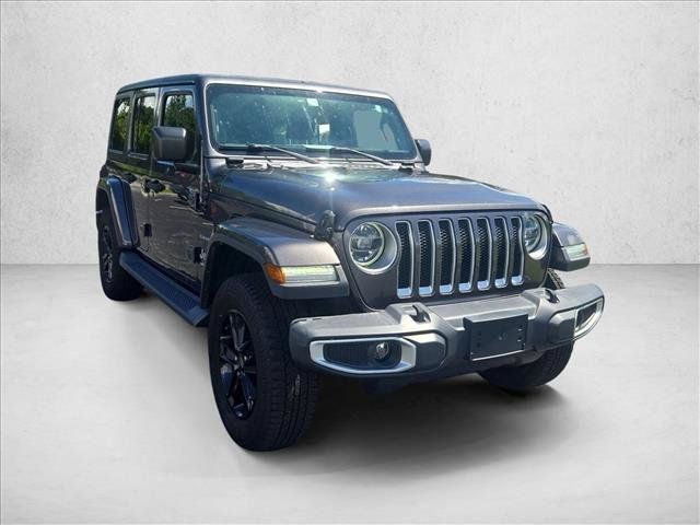 Used 2019 Jeep Wrangler Unlimited Sahara w/ Uconnect 4C Nav & Sound Group AWD/4WD image 3
