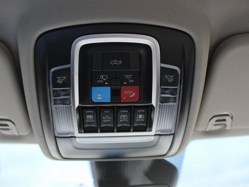 Used 2025 RAM 1500 Laramie w/ Laramie Southwest Edition image 26