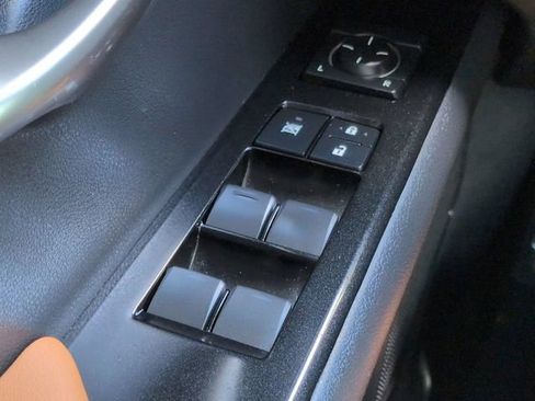 Used 2020 Lexus UX 250h w/ Premium Package AWD/4WD image 24