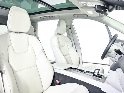 Certified 2024 Volvo XC90 B6 Plus w/ Protection Package Premier AWD/4WD image 25