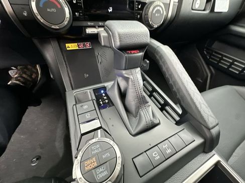 New 2026 Toyota 4Runner TRD Off-Road Premium image 25