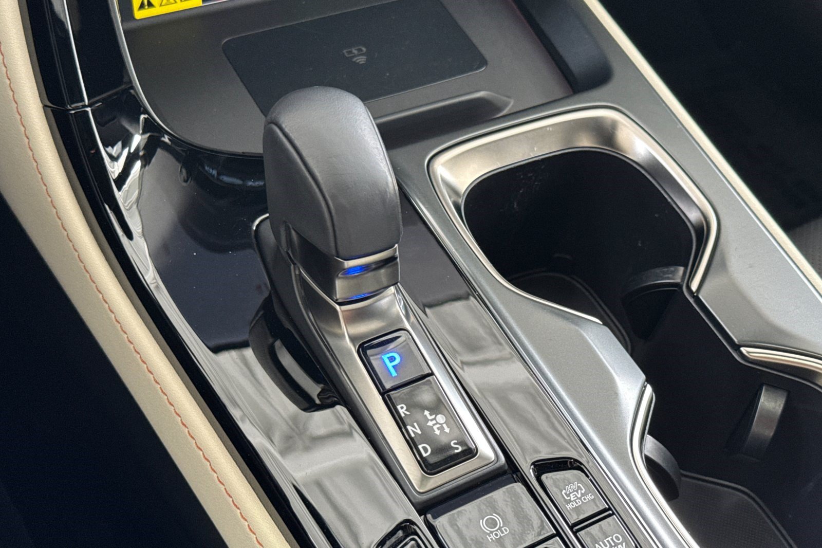 Used 2024 Lexus NX 450h+ AWD w/ Vision Package image 27