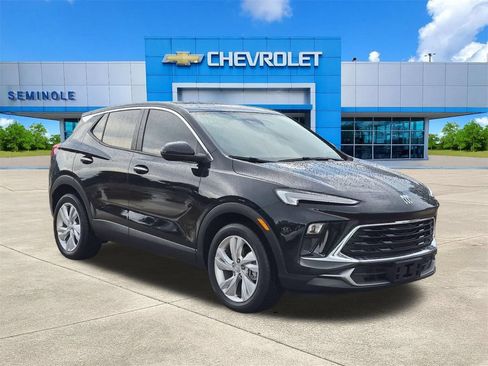 Used 2024 Buick Encore GX Preferred FWD image 1