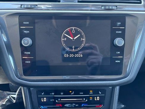 Used 2024 Volkswagen Tiguan SE image 24