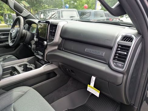 New 2026 RAM 1500 4x4 Crew Cab image 35