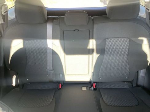 Used 2023 Kia Sportage LX AWD/4WD image 25