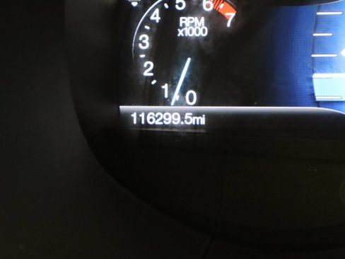Used 2017 Ford Edge SEL w/ Equipment Group 201A FWD image 34