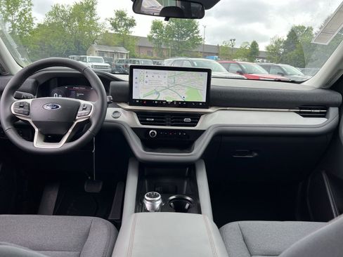 New 2026 Ford Explorer Active AWD/4WD image 23