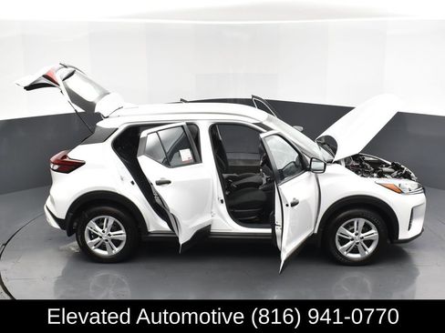 Used 2025 Nissan Kicks Play S FWD image 22