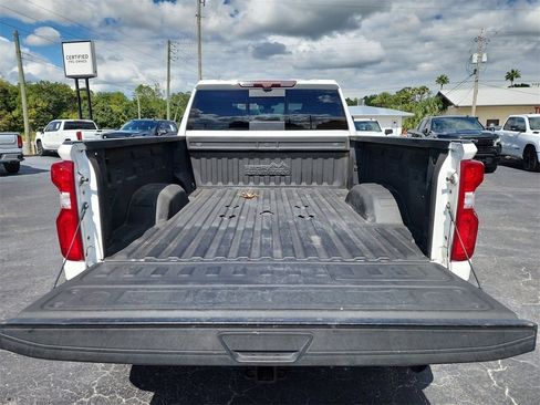 Used 2020 Chevrolet Silverado 2500 High Country w/ Z71 Off-Road Package image 8