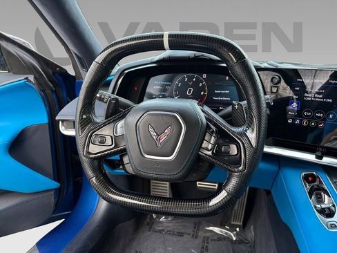 Used 2021 Chevrolet Corvette Stingray Premium Conv w/ Z51 Performance Package image 9