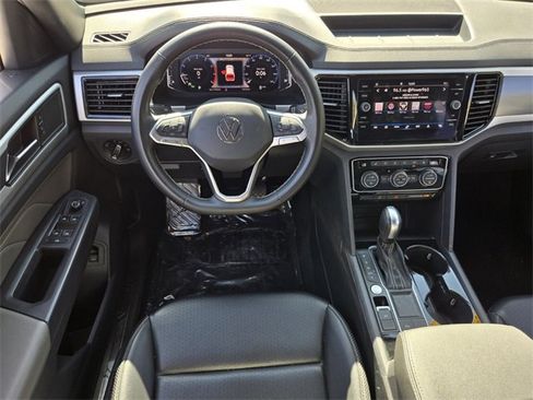 Used 2021 Volkswagen Atlas Cross Sport SEL image 13